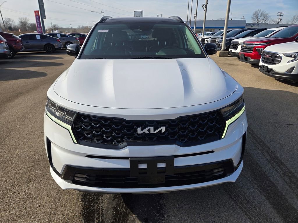 Used 2023 Kia Sorento SX image 2