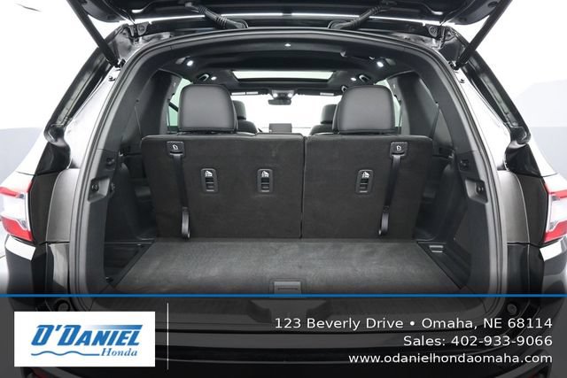 Used 2025 Honda Pilot TrailSport image 39