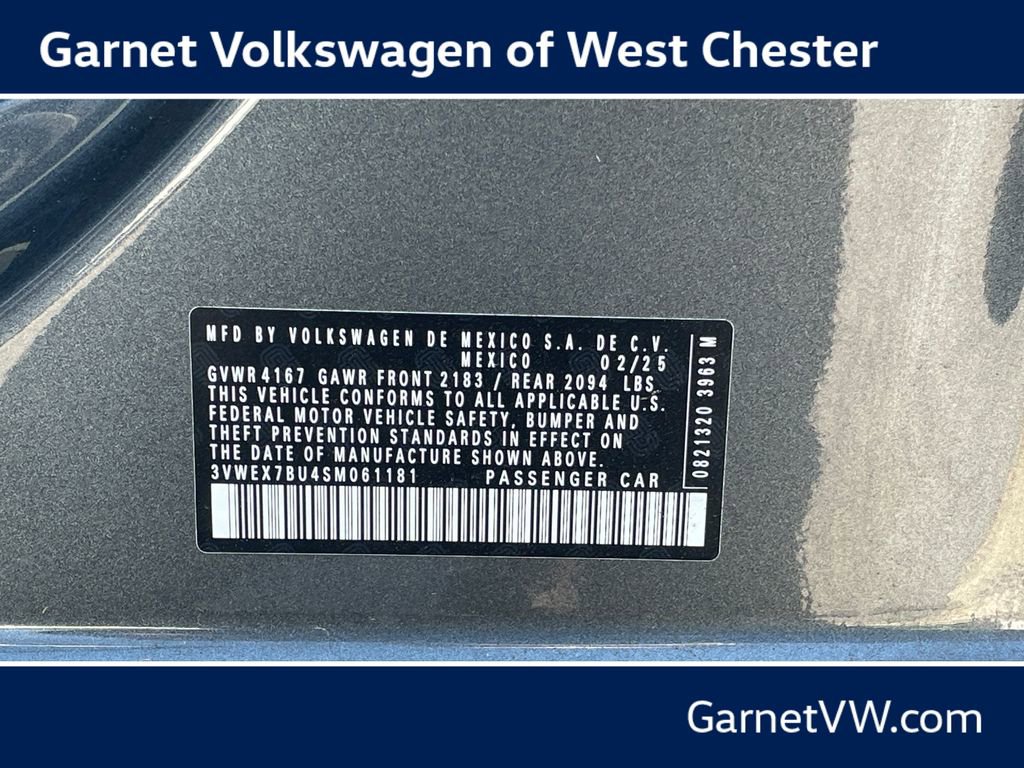 Certified 2025 Volkswagen Jetta SE w/ Black Wheel Package FWD image 19