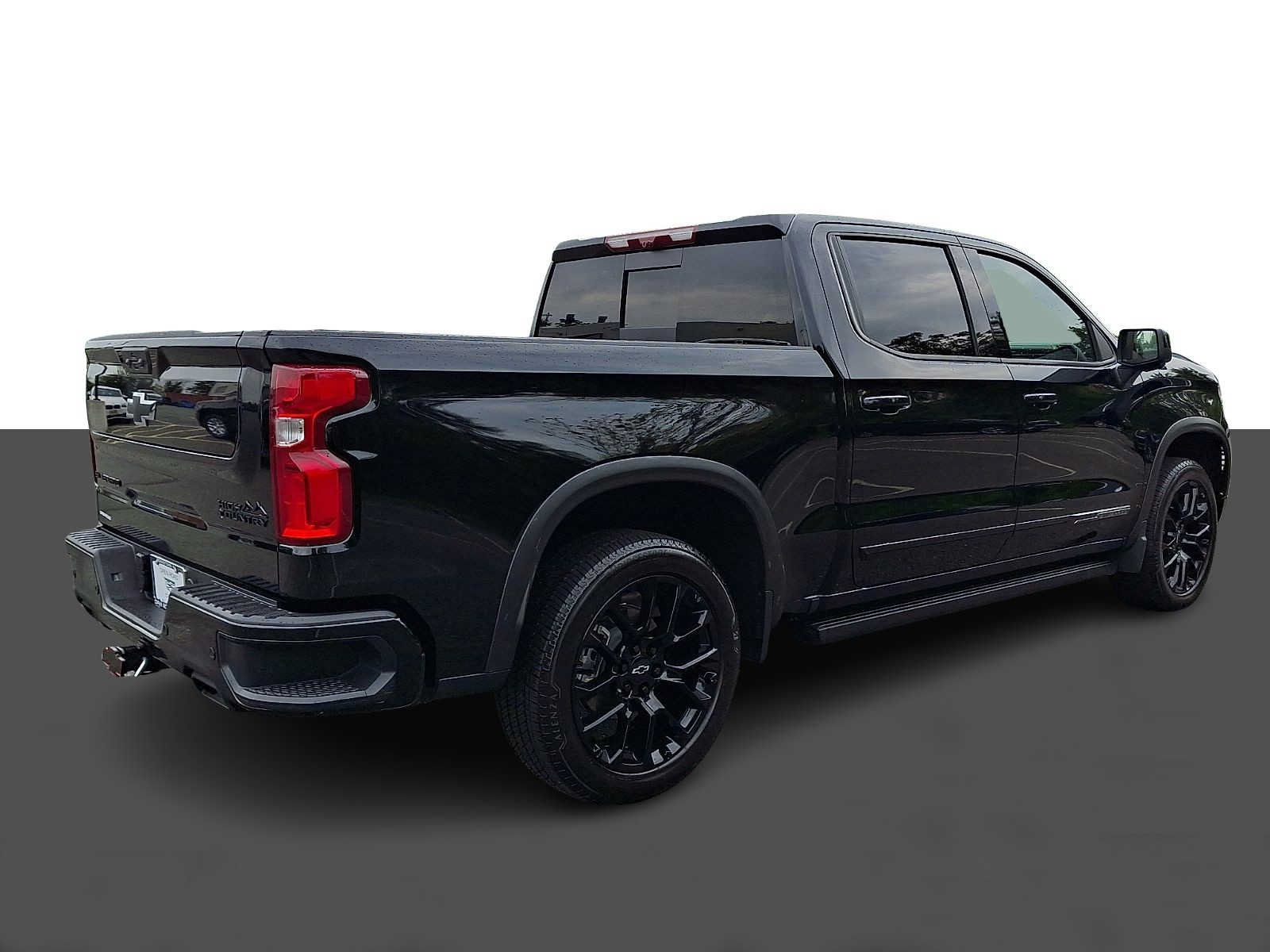Used 2026 Chevrolet Silverado 1500 High Country w/ High Country Premium Package AWD/4WD image 6