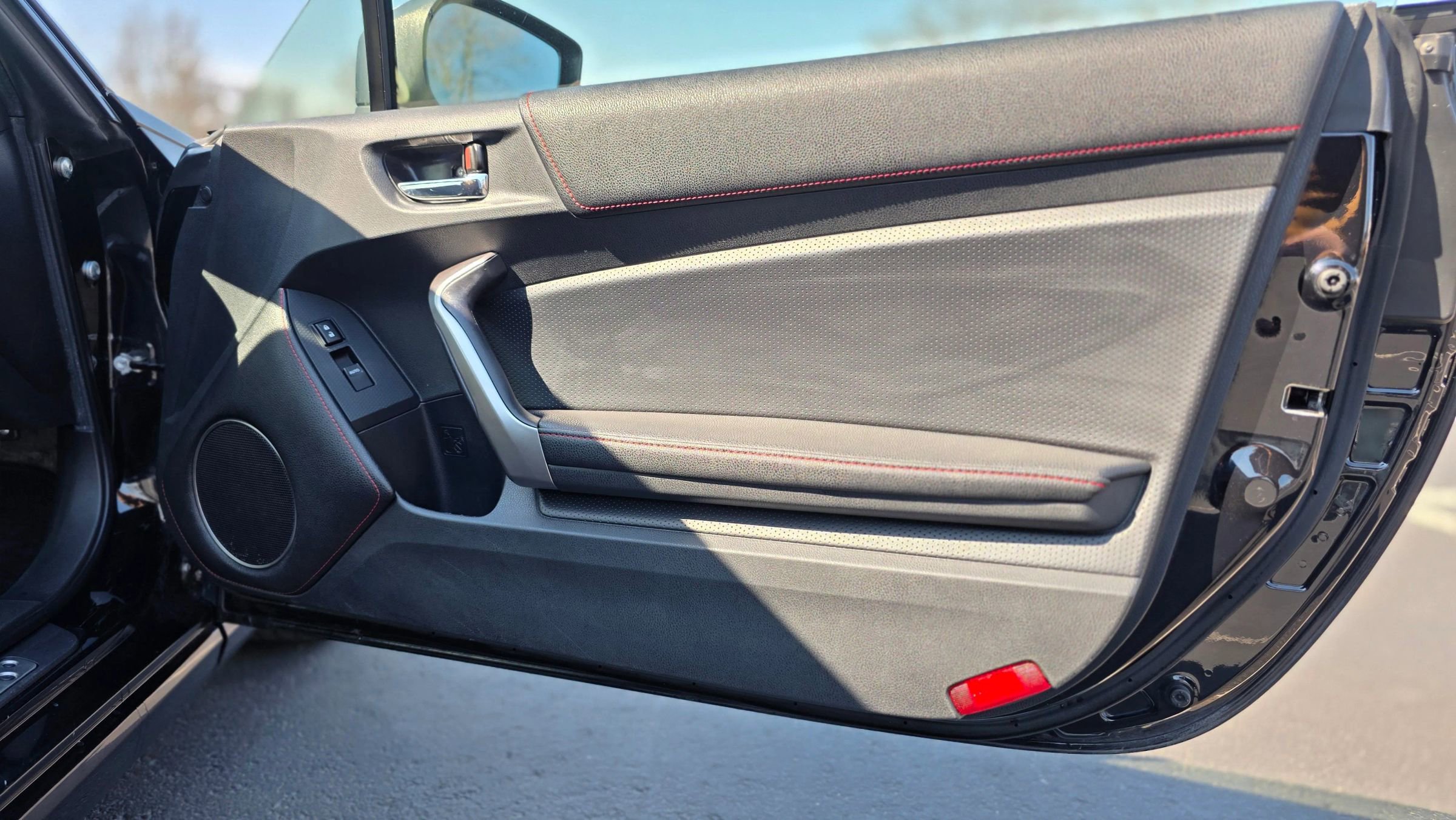 Used 2015 Scion FR-S RWD image 15