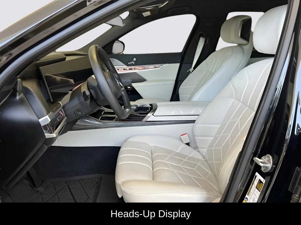 Used 2024 BMW i7 xDrive60 AWD/4WD image 10