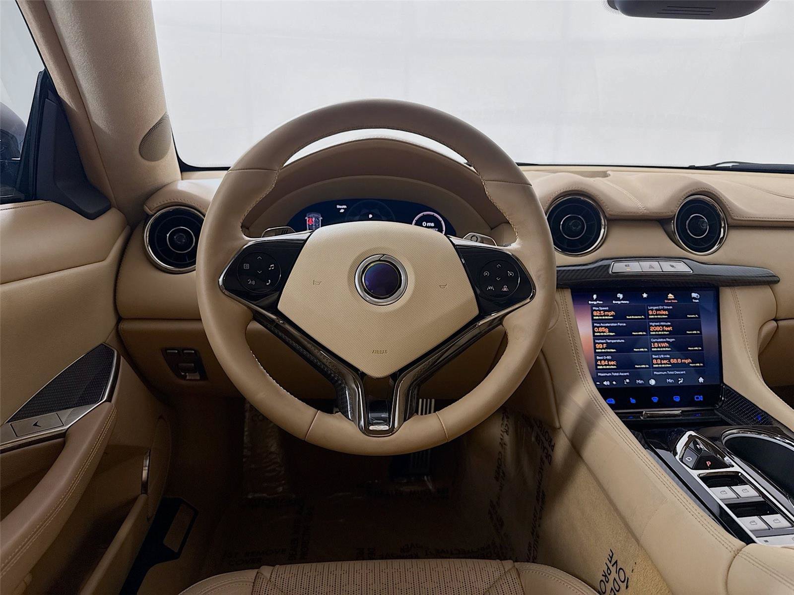 New 2025 Karma Revero Luxury RWD image 3