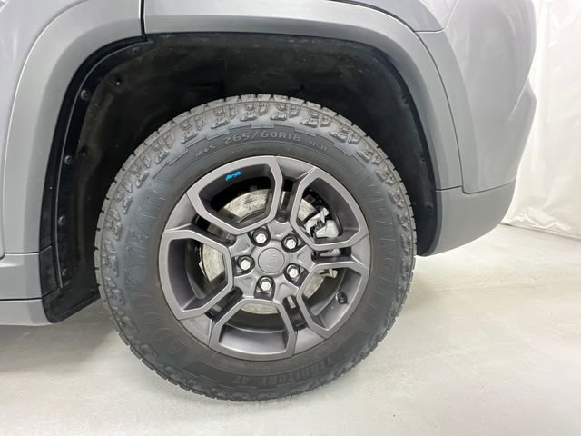 Used 2024 Jeep Grand Cherokee Trailhawk image 41