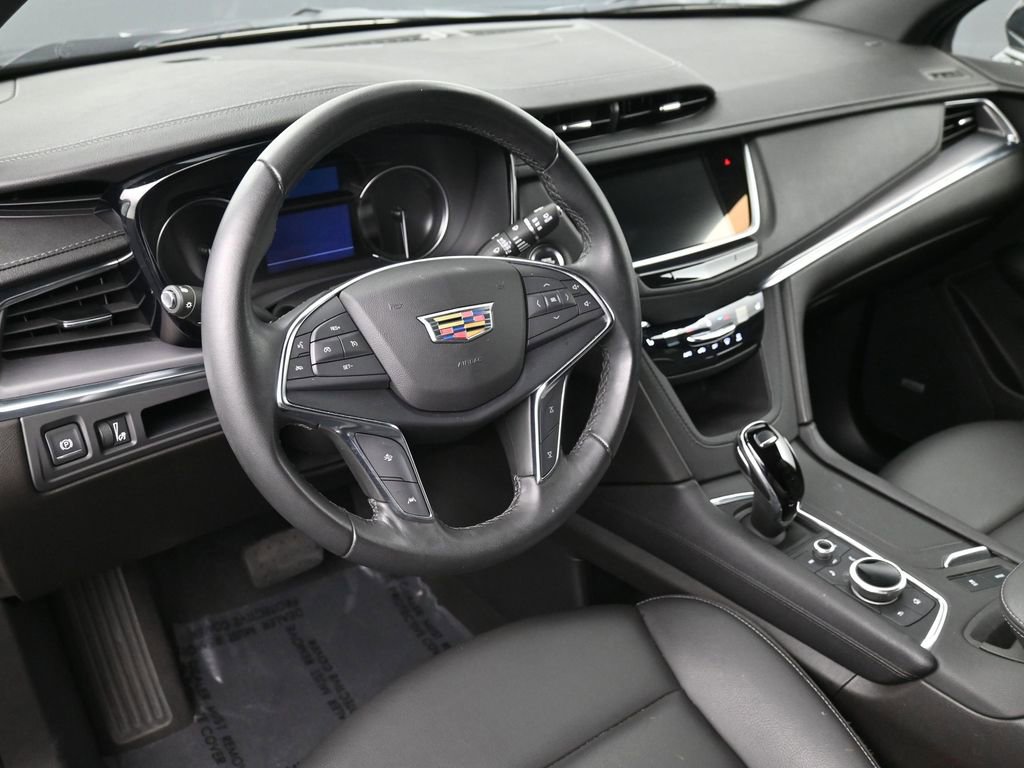 Used 2023 Cadillac XT5 Luxury image 7