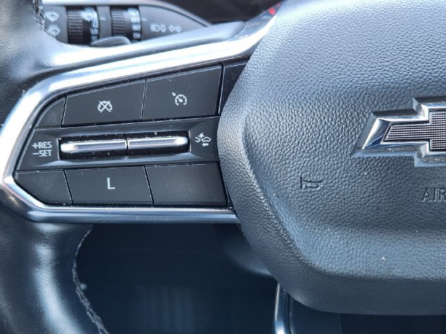 Used 2025 Chevrolet Equinox ACTIV w/ Convenience Package III AWD/4WD image 28