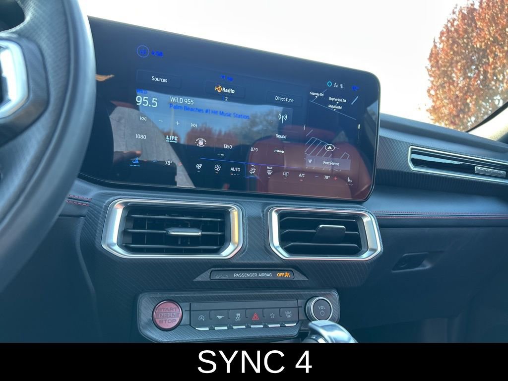 Used 2025 Ford Mustang GT Premium image 31