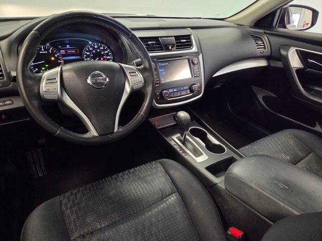 Used 2016 Nissan Altima 2.5 SV w/ Convenience Package FWD image 14