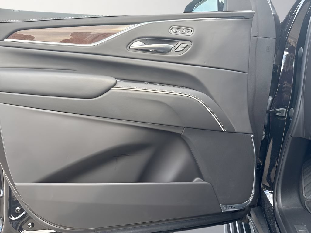 Used 2023 Cadillac Escalade Sport Platinum AWD/4WD image 35