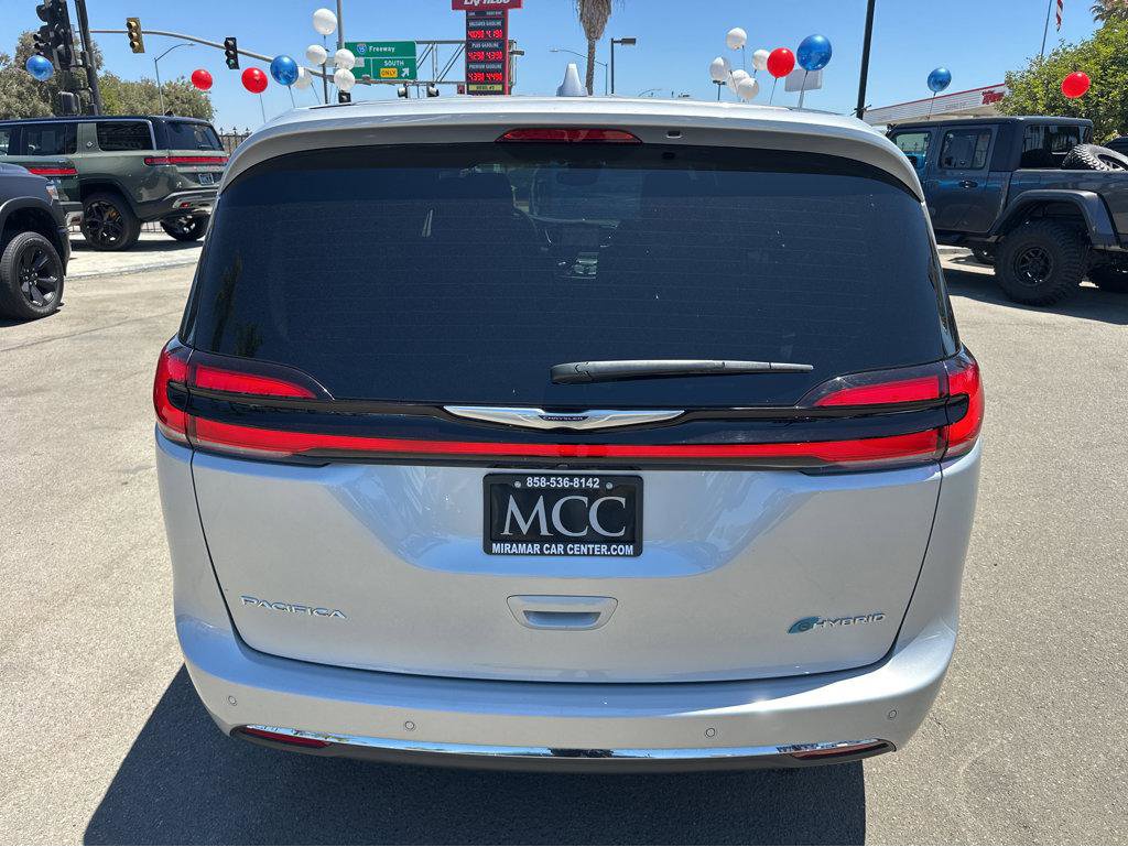 Used 2022 Chrysler Pacifica Limited image 12