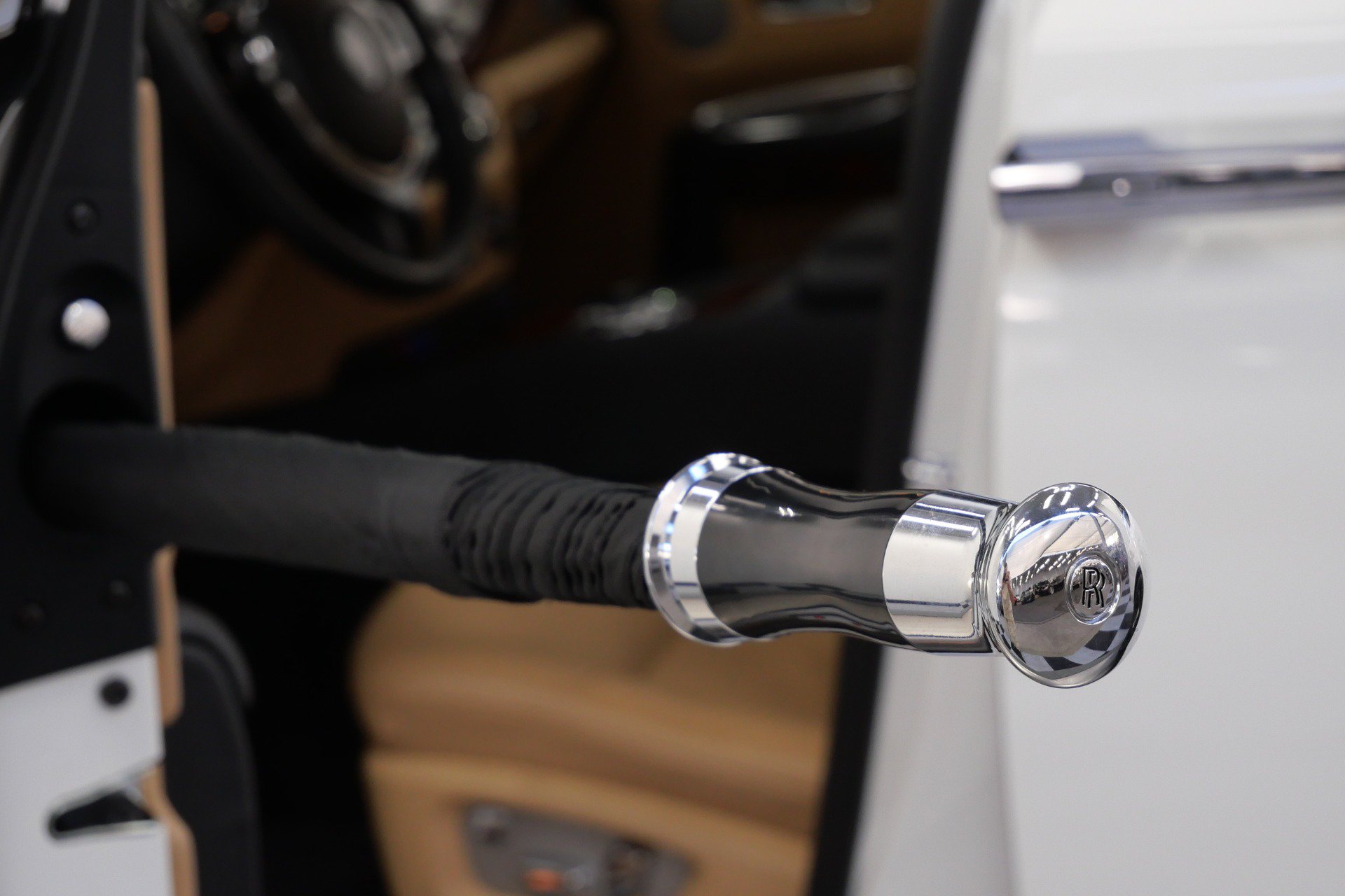 Used 2013 Rolls-Royce Ghost RWD image 37