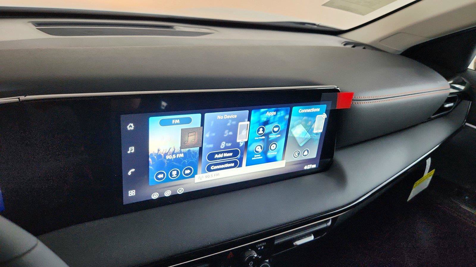New 2027 Nissan Kicks SV AWD/4WD image 32