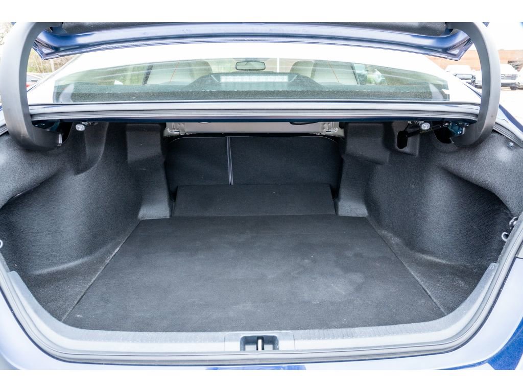 Used 2021 Toyota Camry XLE w/ Navigation Package image 14