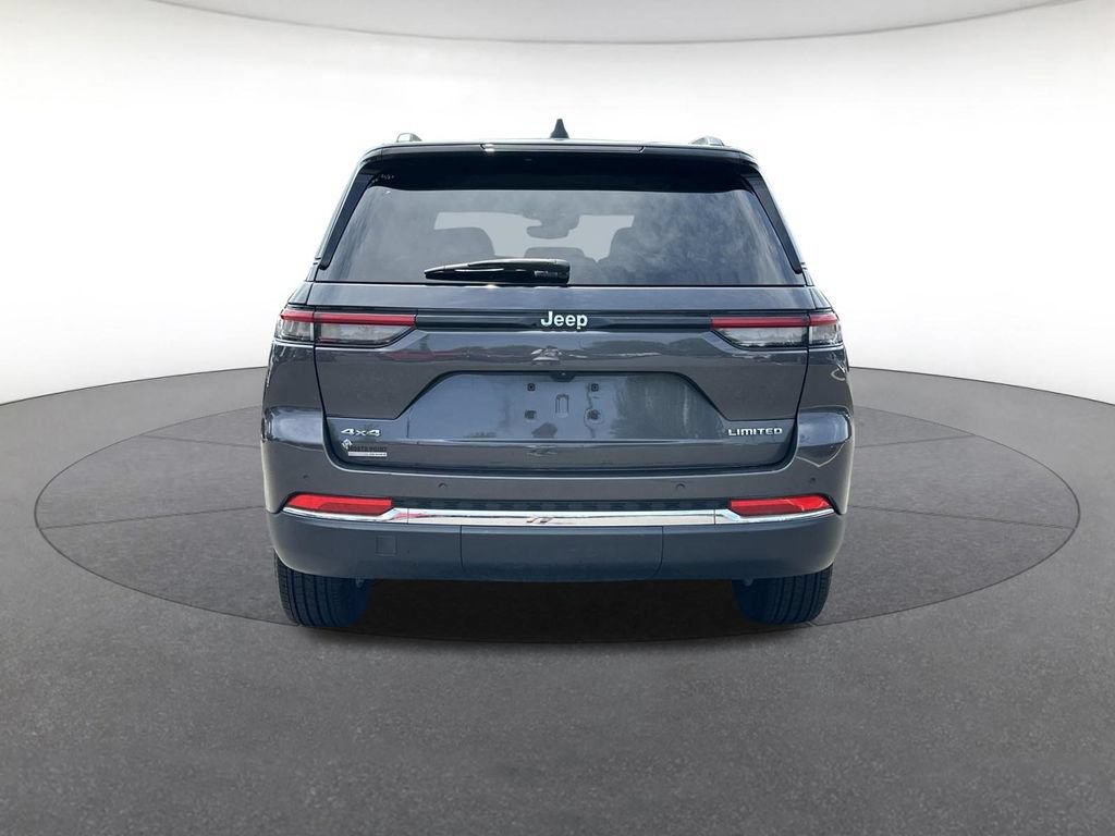 Certified 2023 Jeep Grand Cherokee Limited AWD/4WD image 4