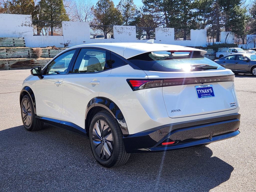 Used 2024 Nissan Ariya AWD image 5