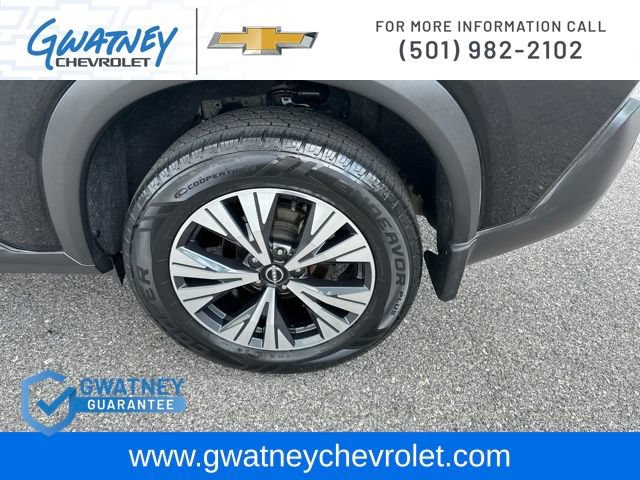 Used 2022 Nissan Rogue SV FWD image 10