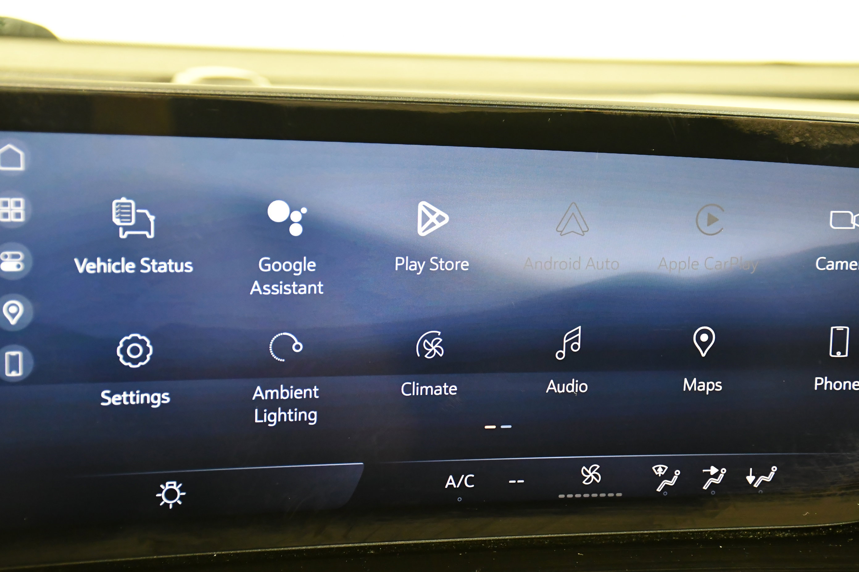 Used 2024 Buick Envision Preferred AWD/4WD image 27