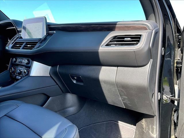 Used 2024 Chevrolet Tahoe LT w/ LT Signature Package AWD/4WD image 13