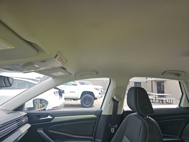 Used 2025 Volkswagen Jetta S FWD image 14
