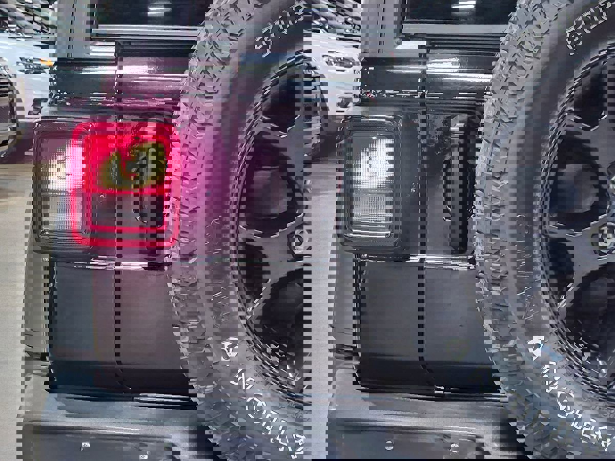 Used 2021 Jeep Wrangler Unlimited Sport image 14