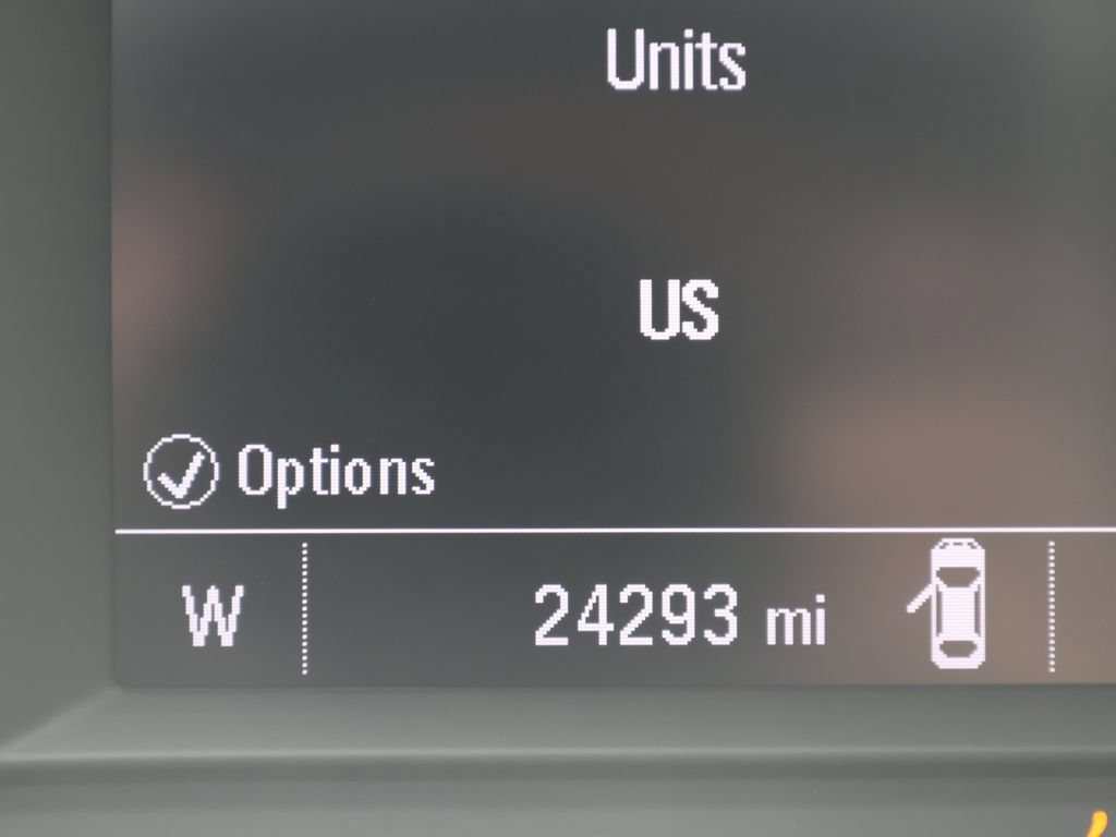 Used 2024 Chevrolet Trax LS FWD image 33