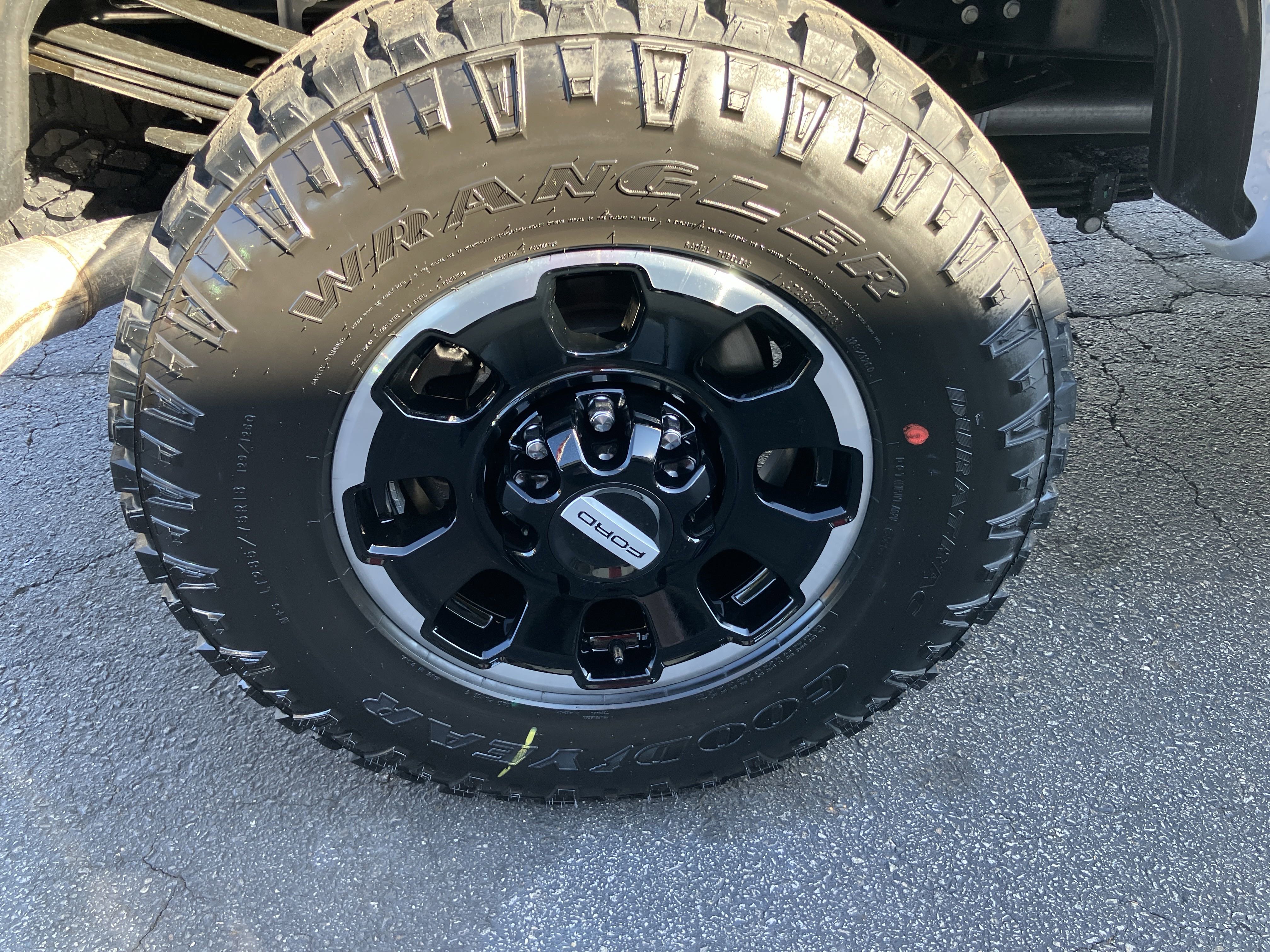 New 2026 Ford F350 Lariat image 10
