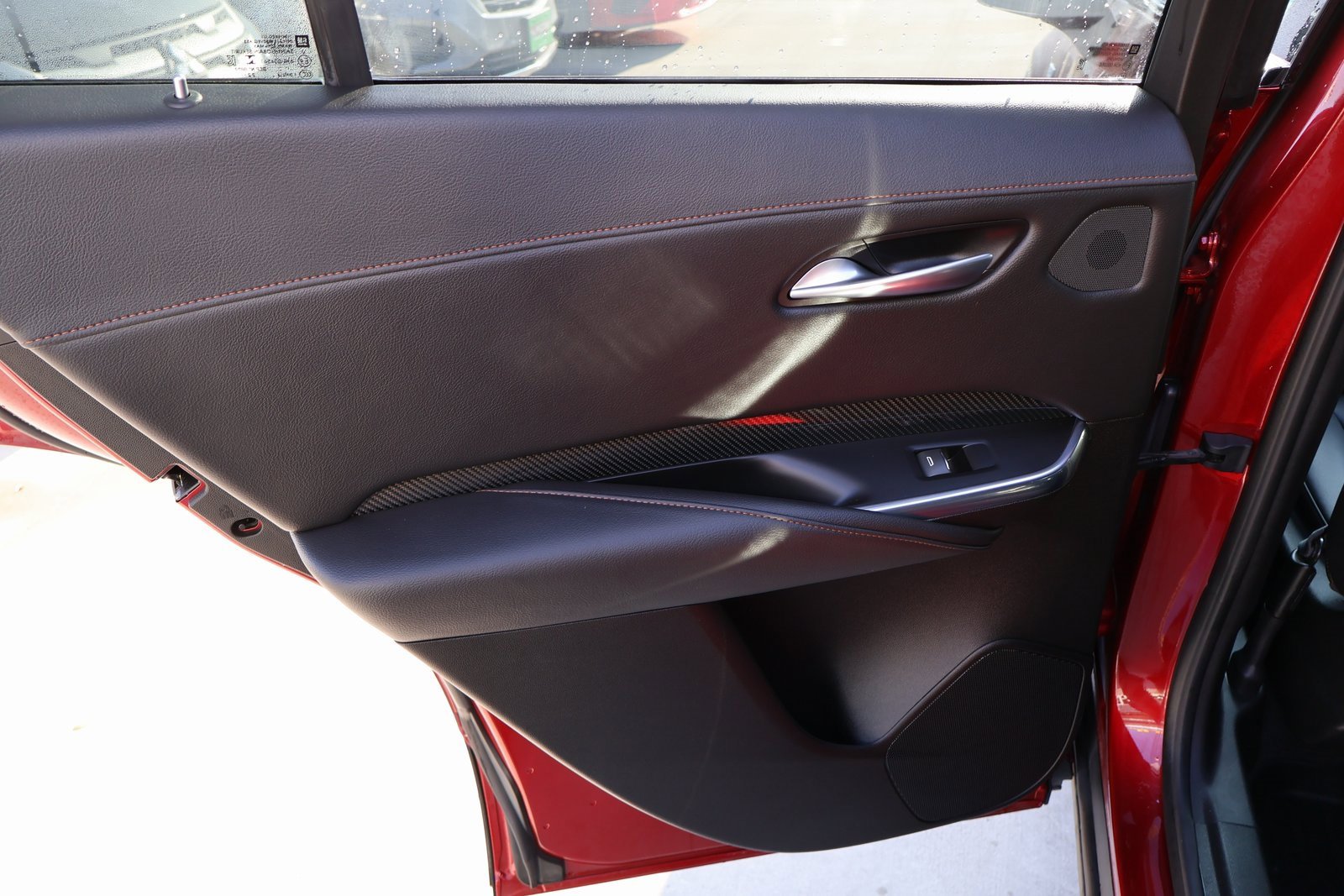 Used 2023 Cadillac XT4 Sport w/ Technology Package image 17