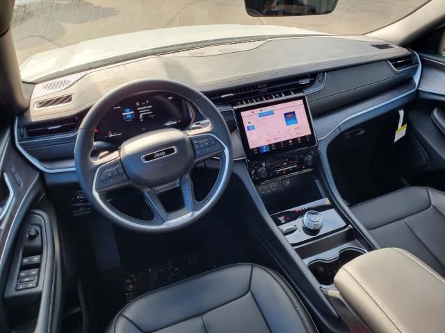 New 2025 Jeep Grand Cherokee L Limited image 28