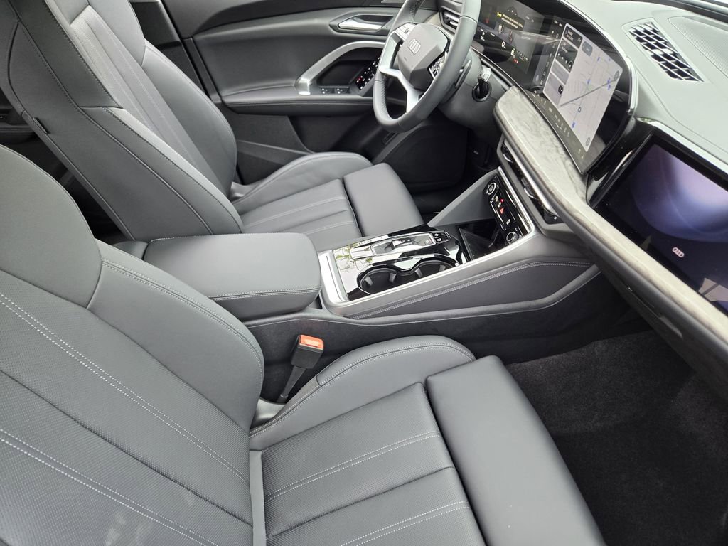 New 2026 Audi Q5 Prestige image 18