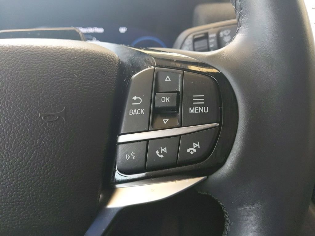 Used 2025 Ford Explorer Platinum AWD/4WD image 22