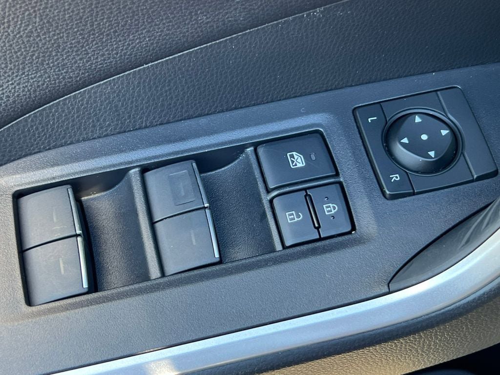 Used 2023 Toyota RAV4 XSE w/ Weather Package AWD/4WD image 18