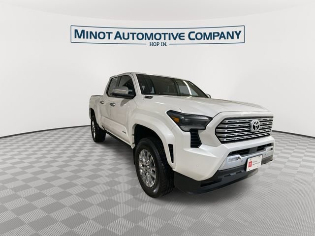 Used 2025 Toyota Tacoma Limited image 2
