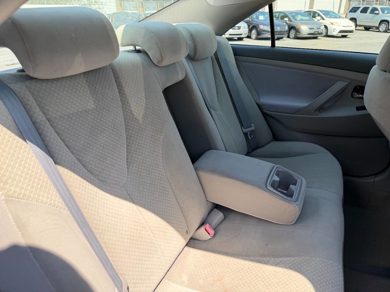 Used 2007 Toyota Camry CE FWD image 35