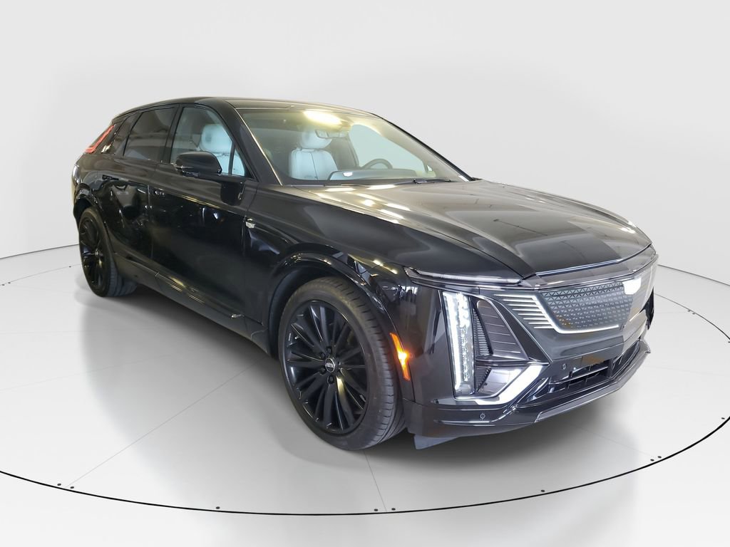 New 2025 Cadillac Lyriq Sport image 2