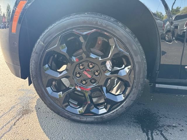 New 2026 GMC Yukon XL Denali Ultimate AWD/4WD image 11
