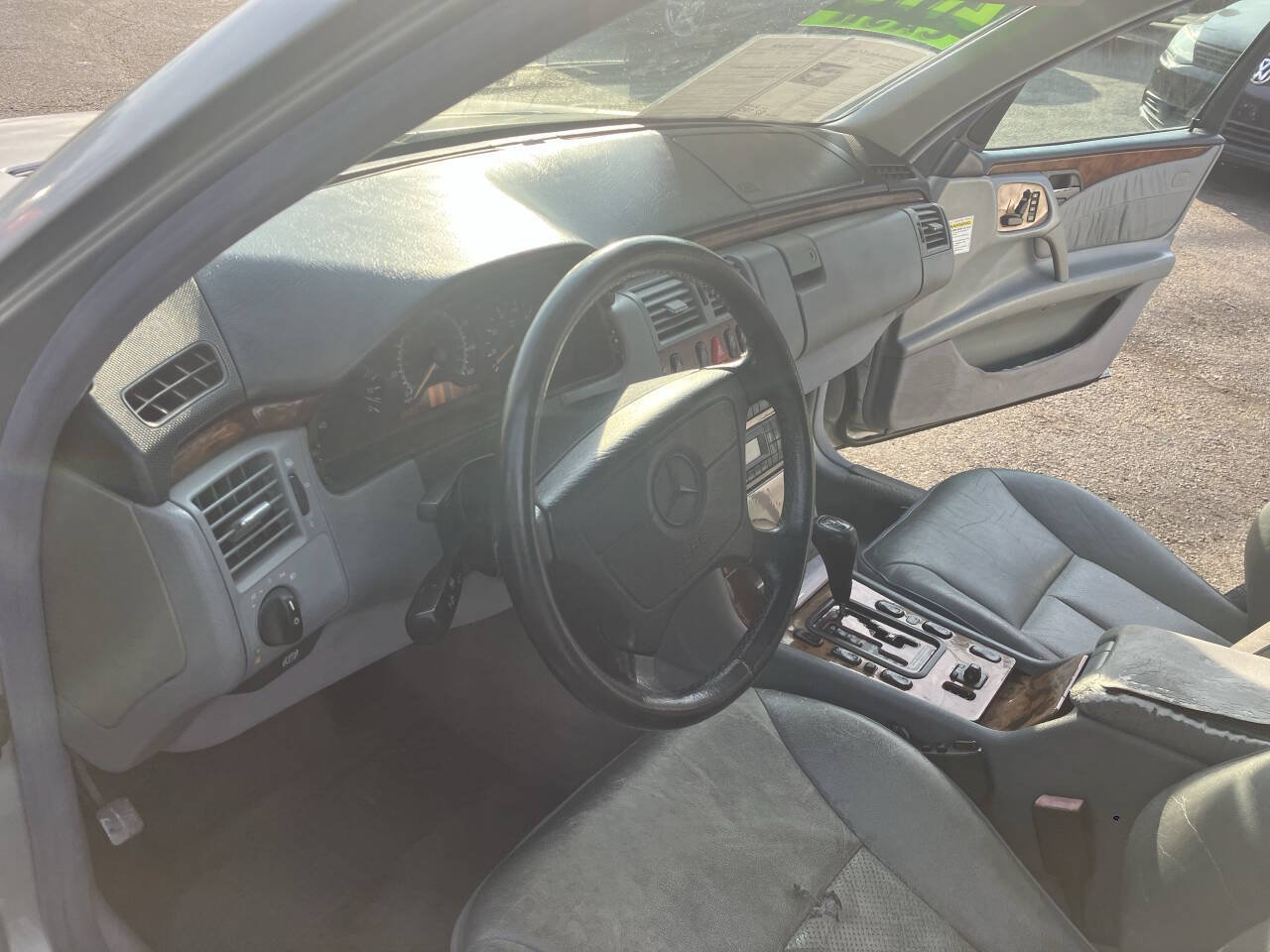Used 1999 Mercedes-Benz E 430 Sedan image 21