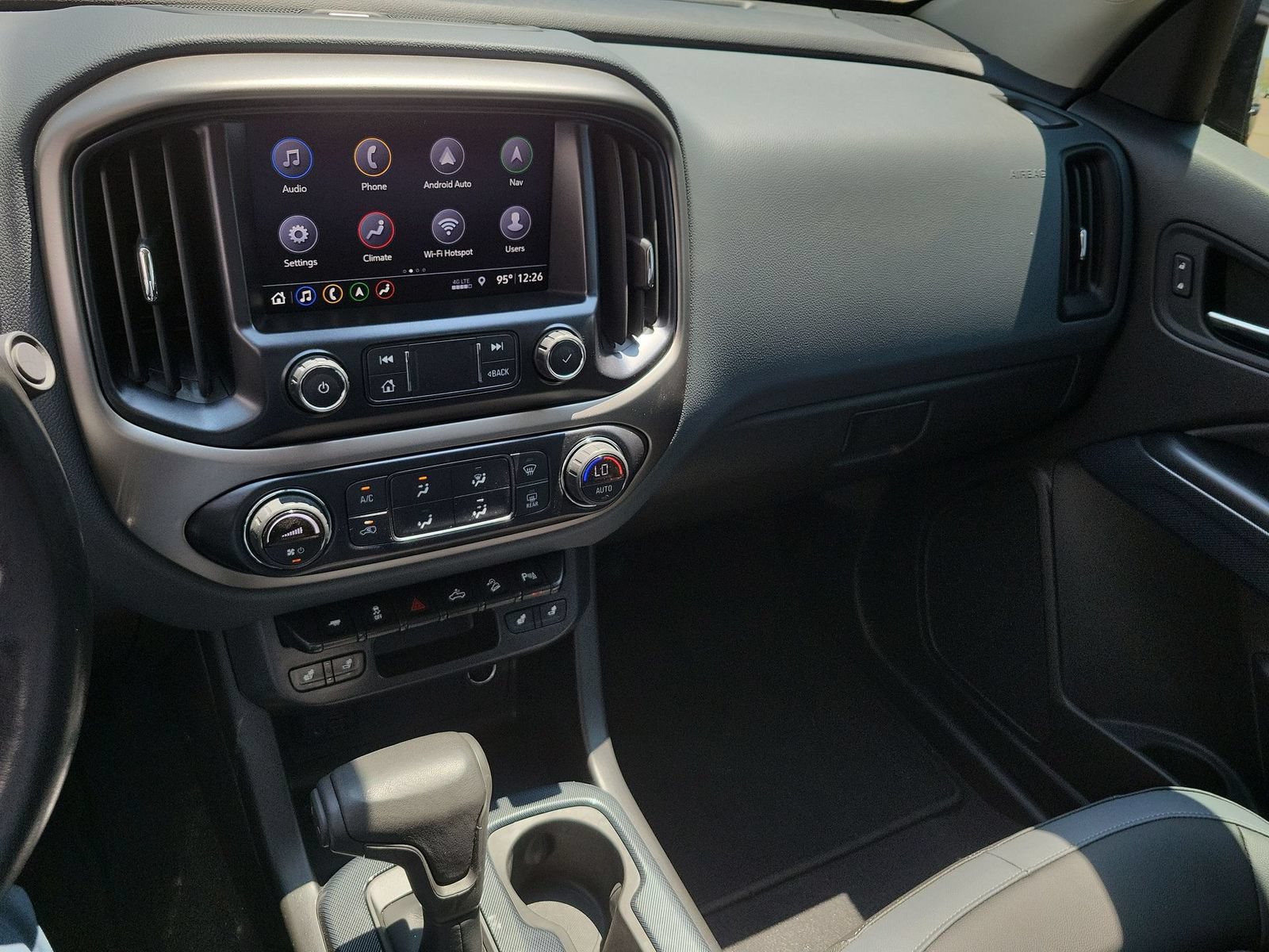 Used 2020 Chevrolet Colorado Z71 RWD image 13