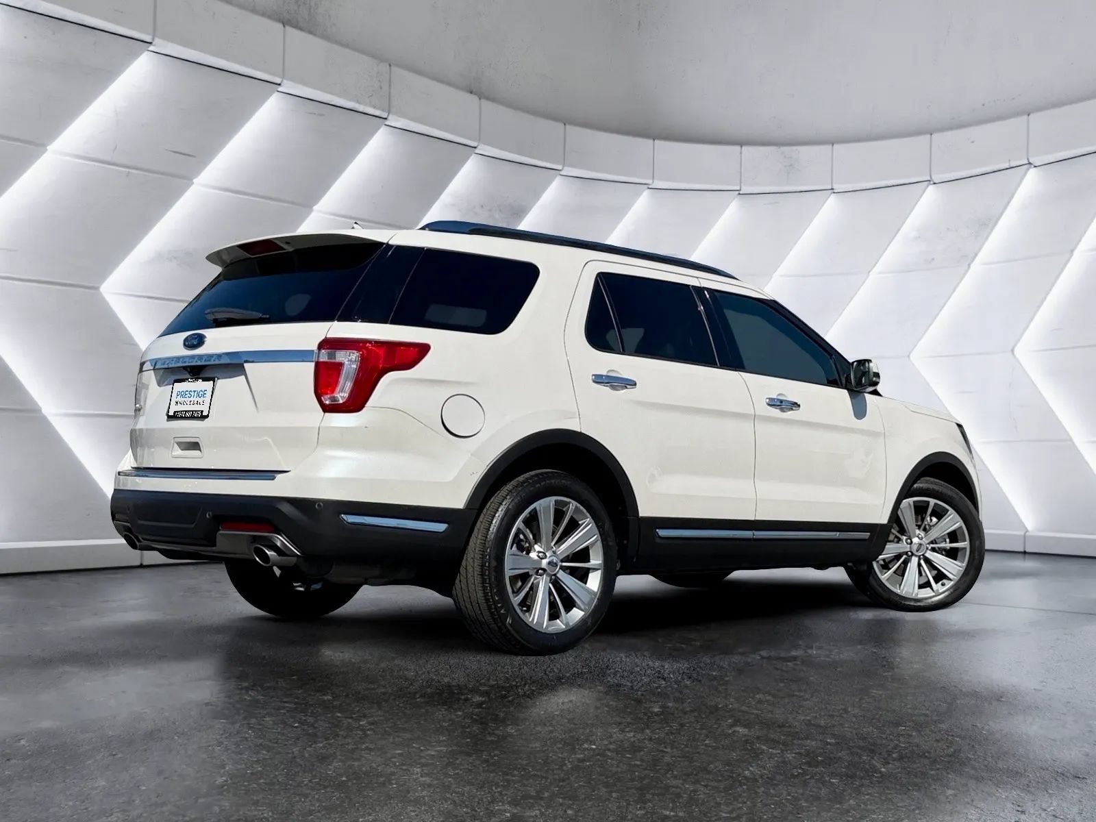 Used 2018 Ford Explorer Limited FWD image 8