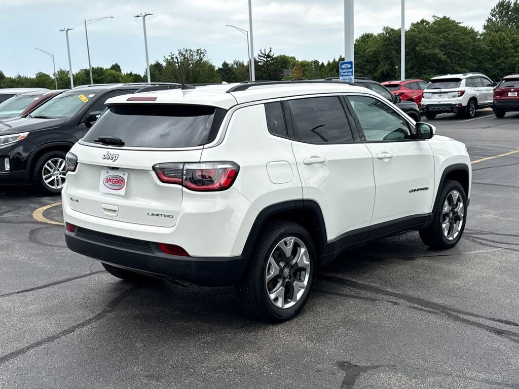 Used 2017 Jeep Compass Limited AWD/4WD image 11