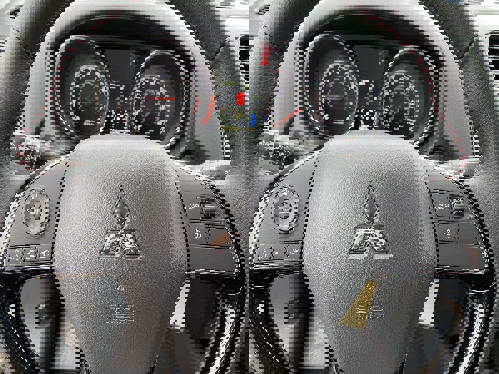 Used 2024 Mitsubishi Outlander Sport LE AWD/4WD image 17