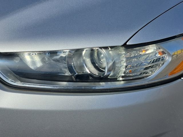 Used 2016 Ford Fusion SE image 7