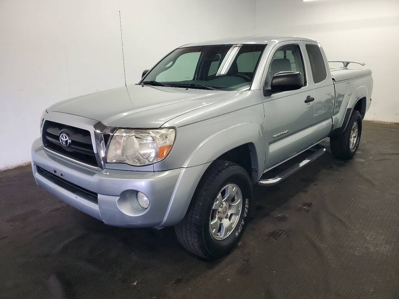 Used 2006 Toyota Tacoma PreRunner w/ TRD Off-Road Pkg #1 RWD image 1