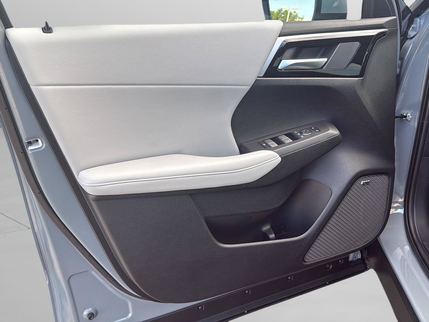 New 2026 Mitsubishi Outlander SE AWD/4WD image 28