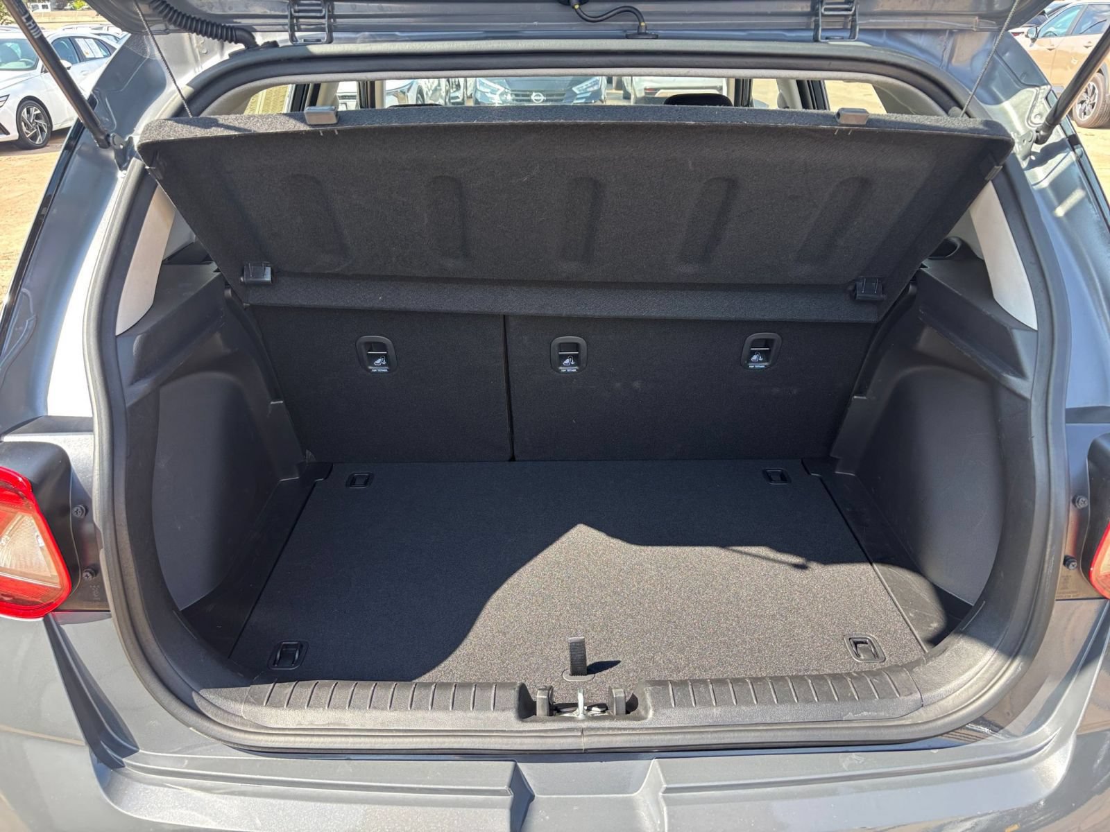 Used 2026 Hyundai Venue SEL FWD image 26