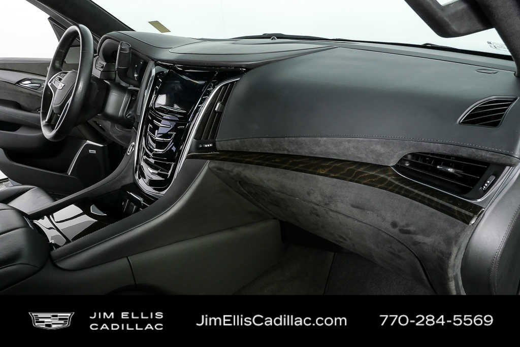 Used 2020 Cadillac Escalade ESV Platinum image 24