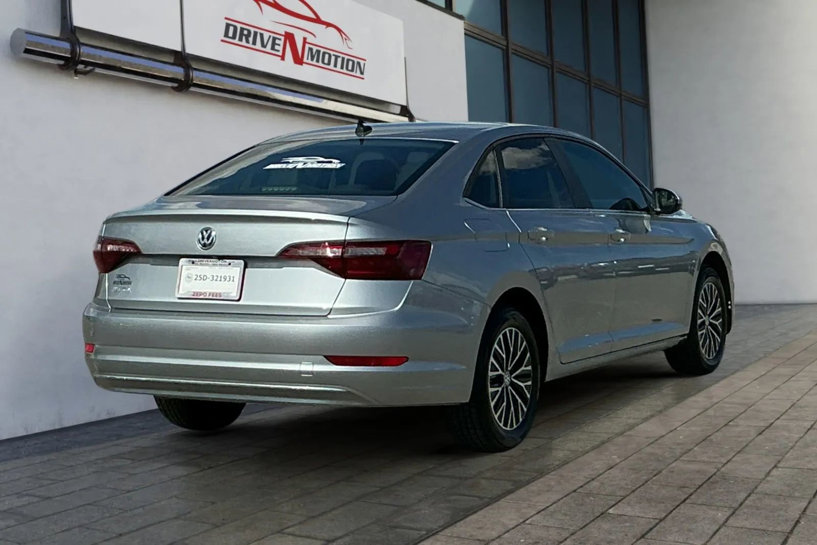 Used 2020 Volkswagen Jetta S image 4