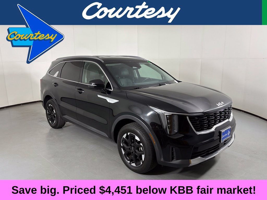 Used 2024 Kia Sorento S AWD/4WD image 1
