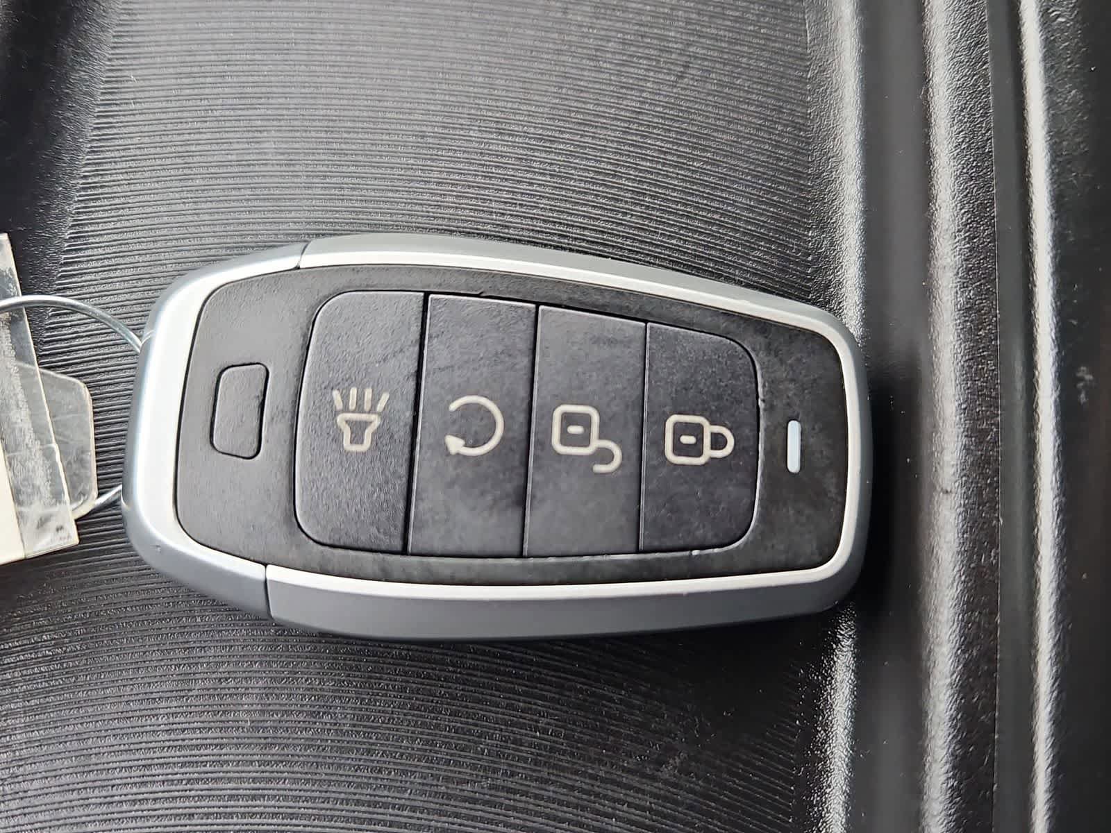 Used 2018 Chrysler Pacifica Touring Plus w/ S Appearance Package FWD image 35