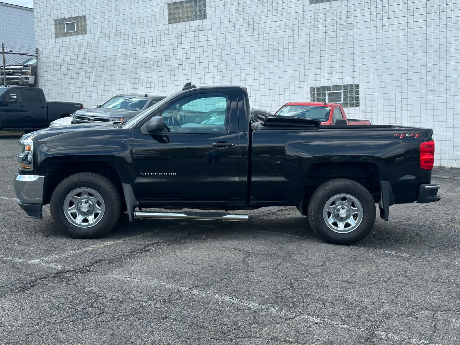 Used 2018 Chevrolet Silverado 1500 LS w/ Trailering Package AWD/4WD image 4