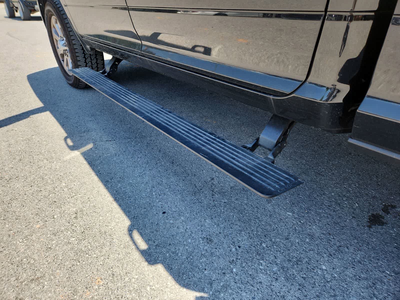 Used 2026 RAM 2500 Laramie AWD/4WD image 28